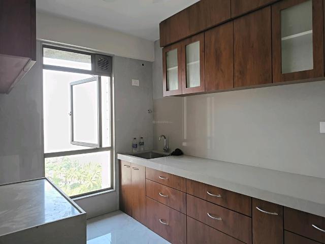 2 BHK Apartment in Bandra East for rent Mumbai. The reference number is 19130405