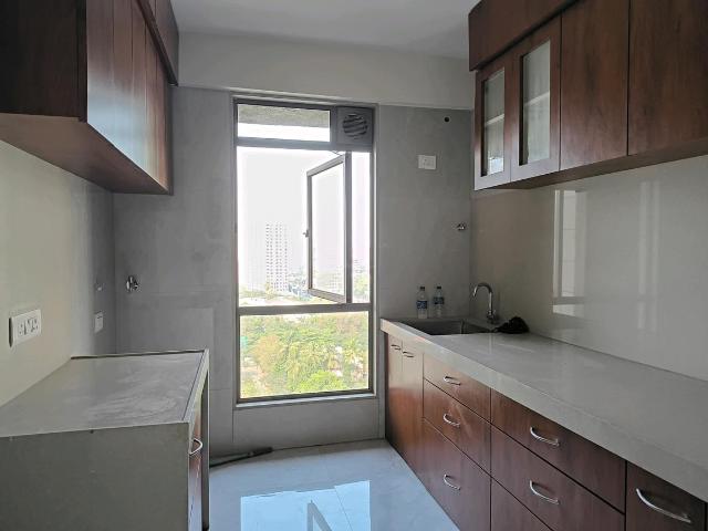 2 BHK Apartment in Bandra East for rent Mumbai. The reference number is 19130409