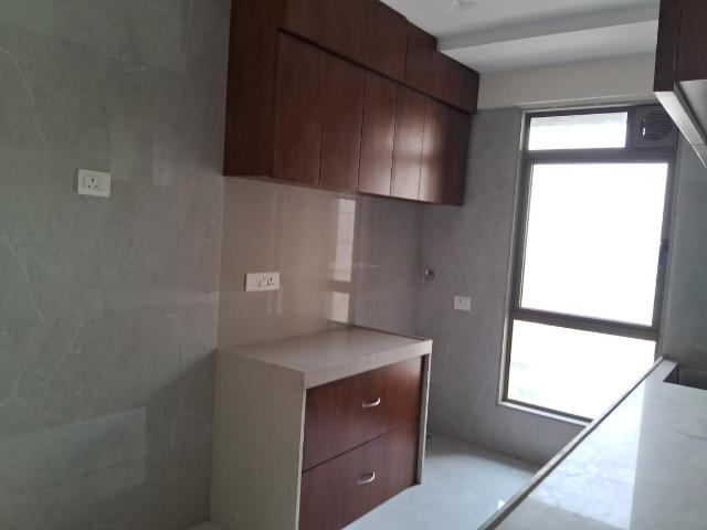 2 BHK Apartment in Bandra East for rent Mumbai. The reference number is 19189290