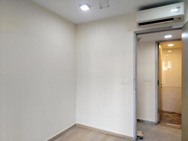 2 BHK Apartment in Bandra East for rent Mumbai. The reference number is 19355602