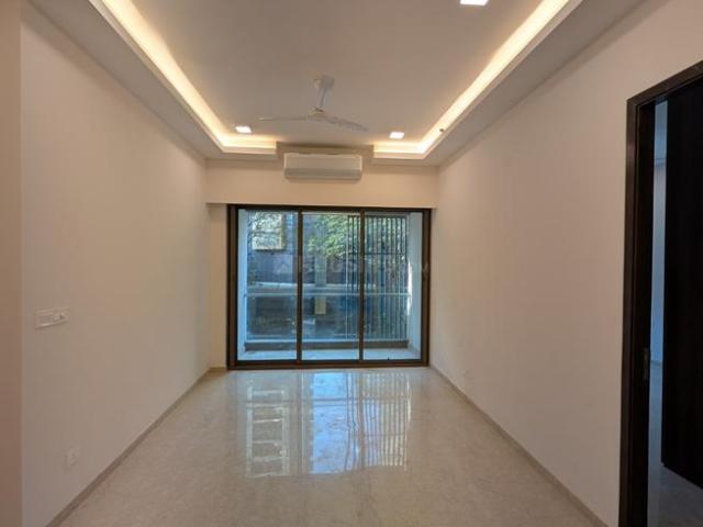 2 BHK Apartment in Bandra East for rent Mumbai. The reference number is 19357382