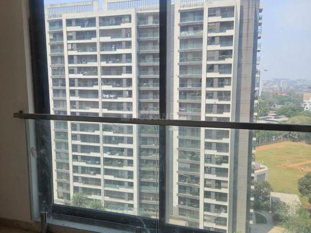 2 BHK Apartment in Bandra East for rent Mumbai. The reference number is 19875191