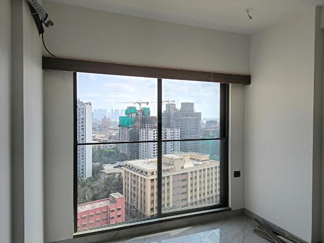 2 BHK Apartment in Bandra East for rent Mumbai. The reference number is 19914404