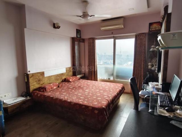 2 BHK Apartment in Bandra East for rent Mumbai. The reference number is 19978996