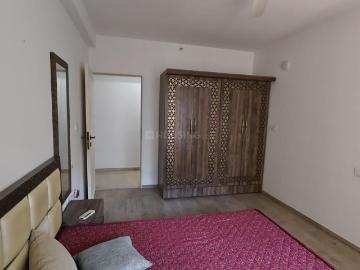 2 BHK Apartment in Bandra East for rent Mumbai. The reference number is 20327219