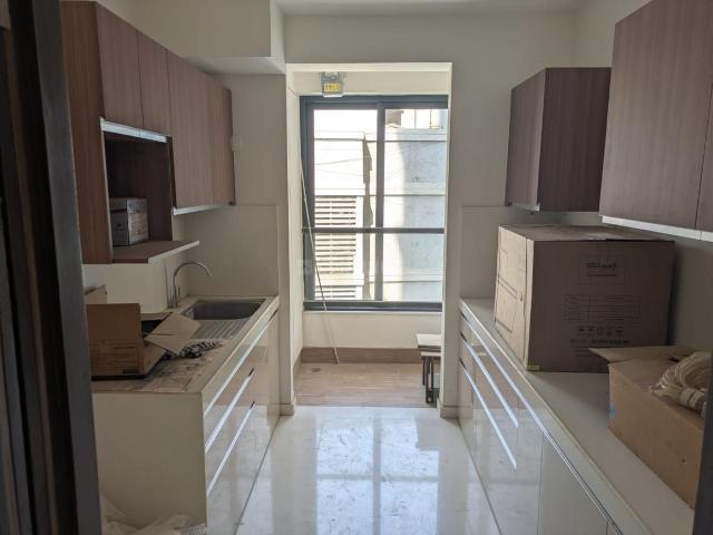 2 BHK Apartment in Bandra East for rent Mumbai. The reference number is 20426282