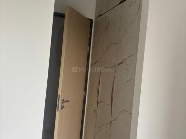 2 BHK Apartment in Bandra East for rent Mumbai. The reference number is 20437742