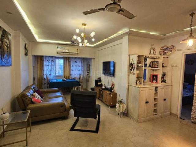 2 BHK Apartment in Bandra East for rent Mumbai. The reference number is 20630433