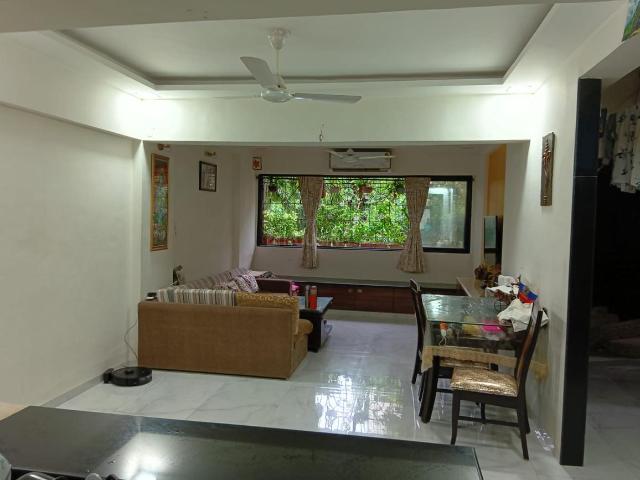 2 BHK Apartment in Bandra East for rent Mumbai. The reference number is 20980157