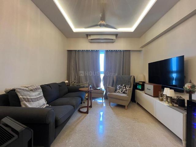2 BHK Apartment in Bandra East for rent Mumbai. The reference number is 21163244