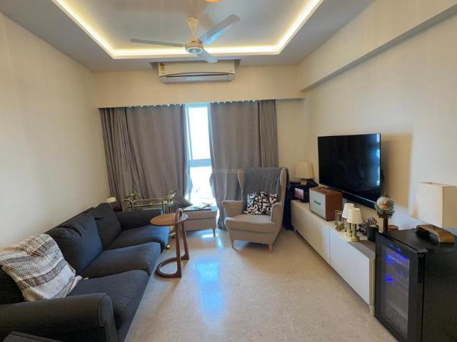 2 BHK Apartment in Bandra East for rent Mumbai. The reference number is 21163516