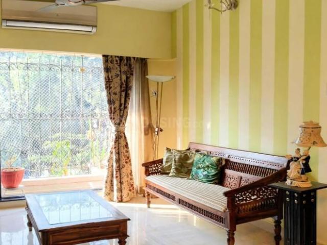 2 BHK Apartment in Bandra East for rent Mumbai. The reference number is 21365611