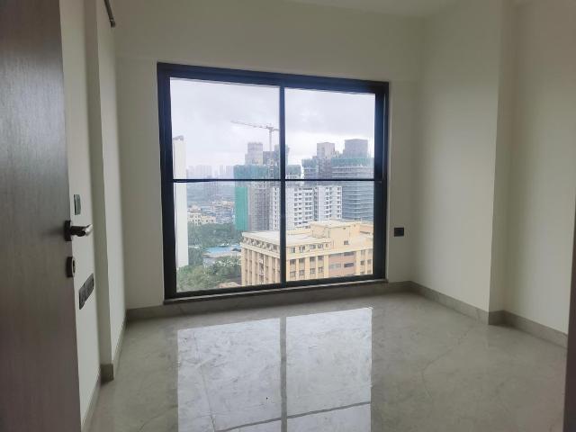 2 BHK Apartment in Bandra East for resale Mumbai. The reference number is 20718568
