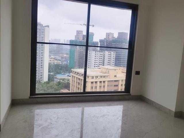 2 BHK Apartment in Bandra East for resale Mumbai. The reference number is 20718624