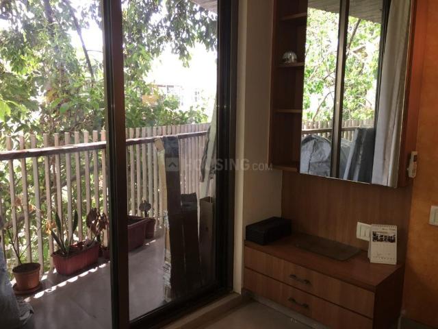 2 BHK Apartment in Bandra West for rent Mumbai. The reference number is 14065348