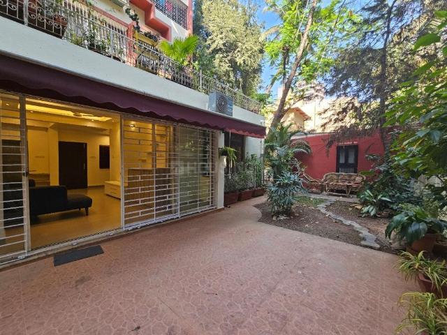 2 BHK Apartment in Bandra West for rent Mumbai. The reference number is 16728751