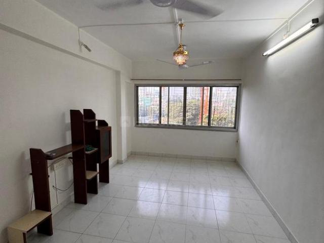 2 BHK Apartment in Bandra West for rent Mumbai. The reference number is 19353553