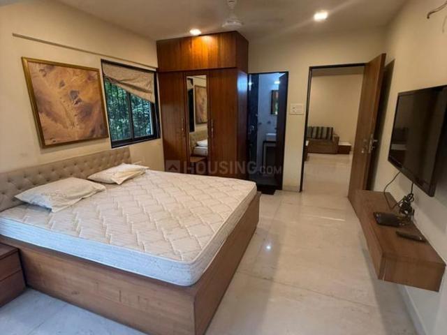 2 BHK Apartment in Bandra West for rent Mumbai. The reference number is 19414868