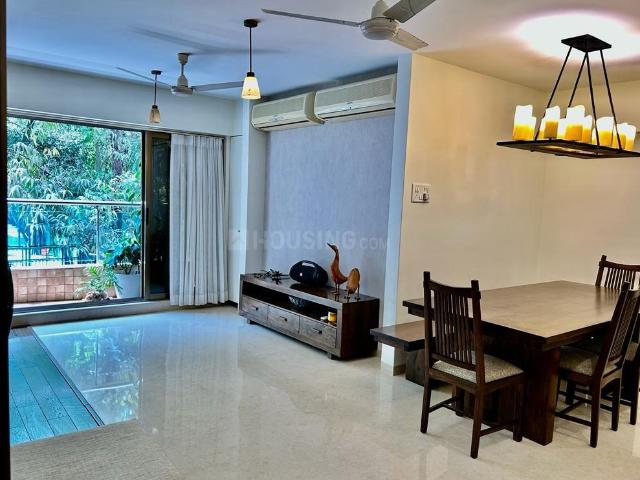 2 BHK Apartment in Bandra West for rent Mumbai. The reference number is 20435735