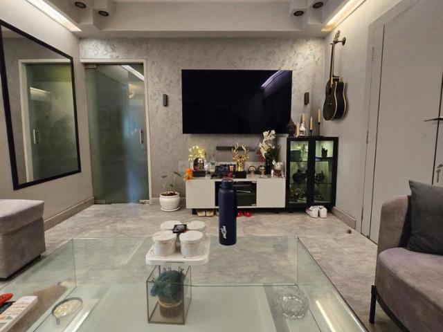 2 BHK Apartment in Bandra West for rent Mumbai. The reference number is 20751565
