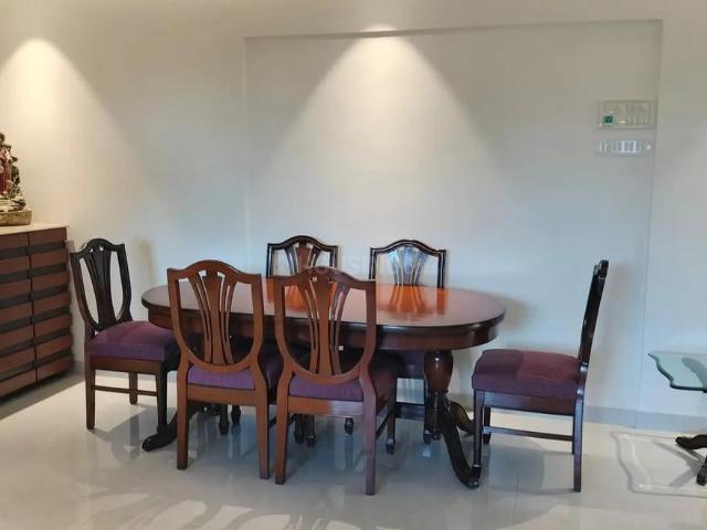 2 BHK Apartment in Bandra West for rent Mumbai. The reference number is 20892976