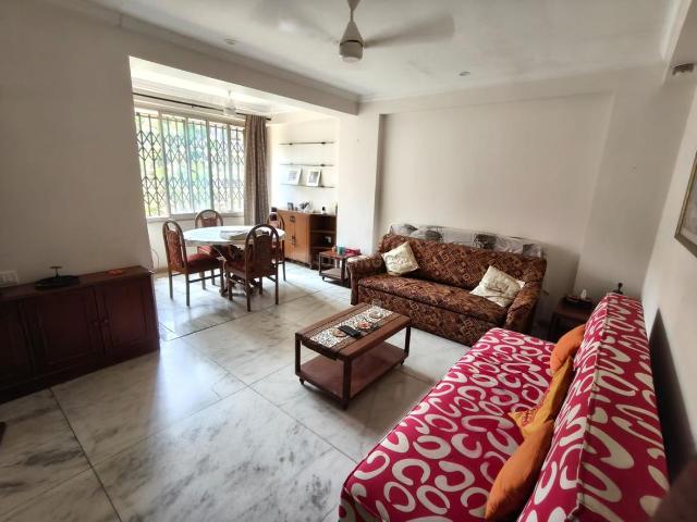 2 BHK Apartment in Bandra West for rent Mumbai. The reference number is 20906666