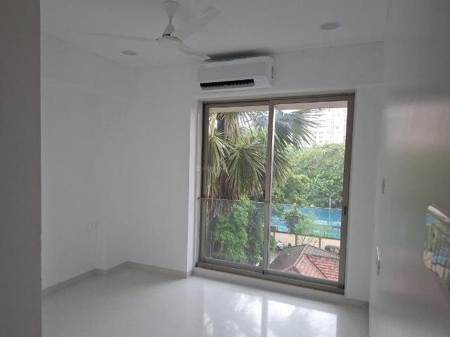 2 BHK Apartment in Bandra West for rent Mumbai. The reference number is 20912033