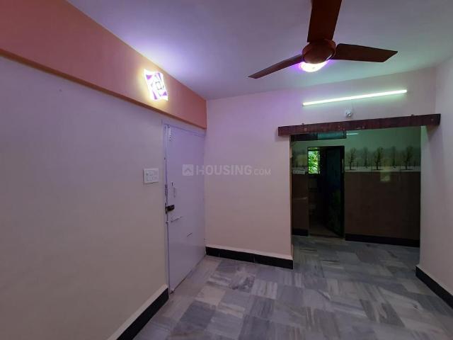 2 BHK Apartment in Bandra West for rent Mumbai. The reference number is 21039192