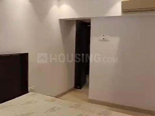 2 BHK Apartment in Bandra West for rent Mumbai. The reference number is 21145002