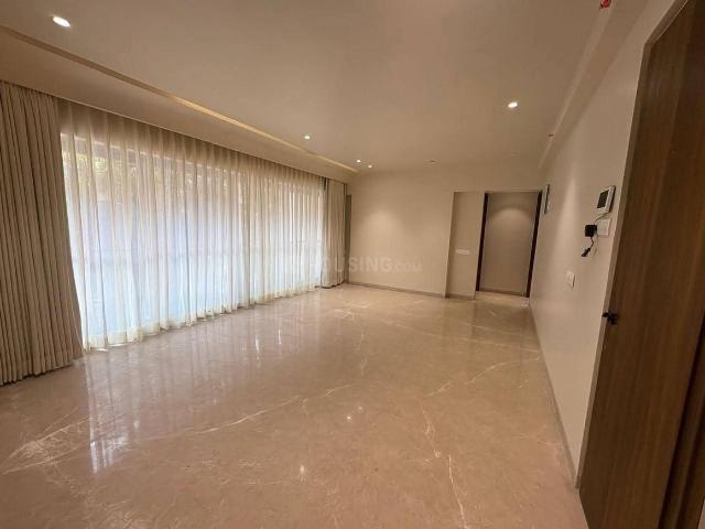 2 BHK Apartment in Bandra West for rent Mumbai. The reference number is 21202228
