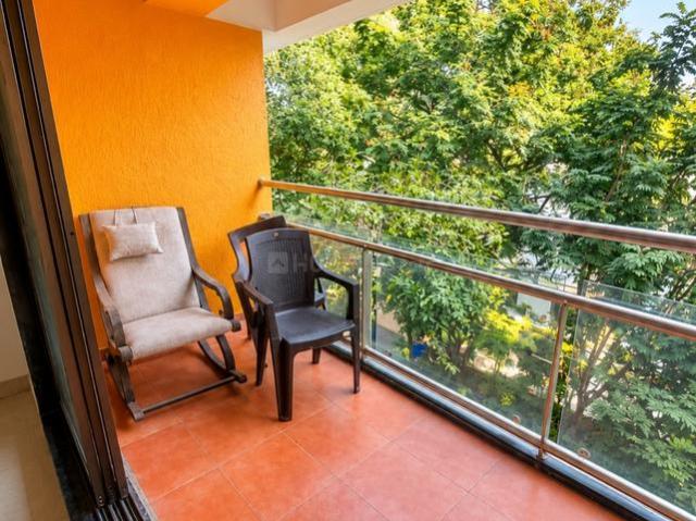 2 BHK Apartment in Bandra West for rent Mumbai. The reference number is 21360086