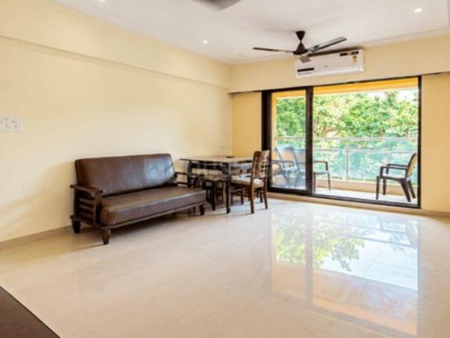 2 BHK Apartment in Bandra West for rent Mumbai. The reference number is 21363551