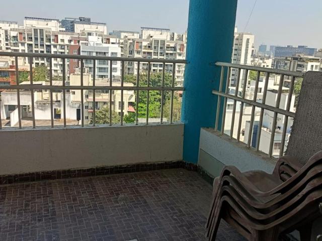 2 BHK Apartment in Baner for rent Pune. The reference number is 19649101