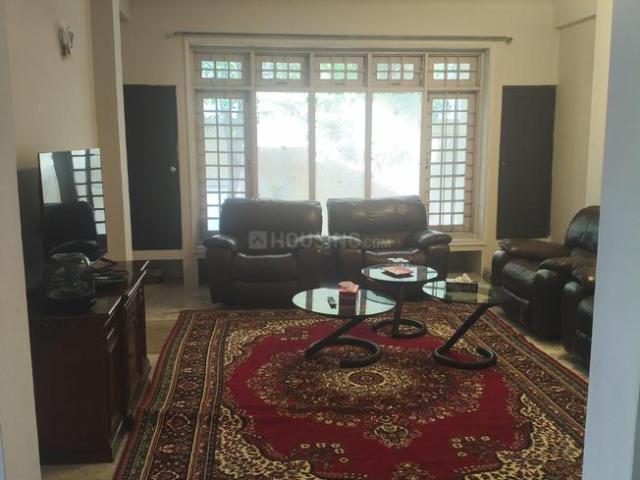 2 BHK Apartment in Banjara Hills for rent Hyderabad. The reference number is 20420156