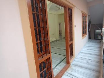2 BHK Apartment in Banjara Hills for rent Hyderabad. The reference number is 20425061