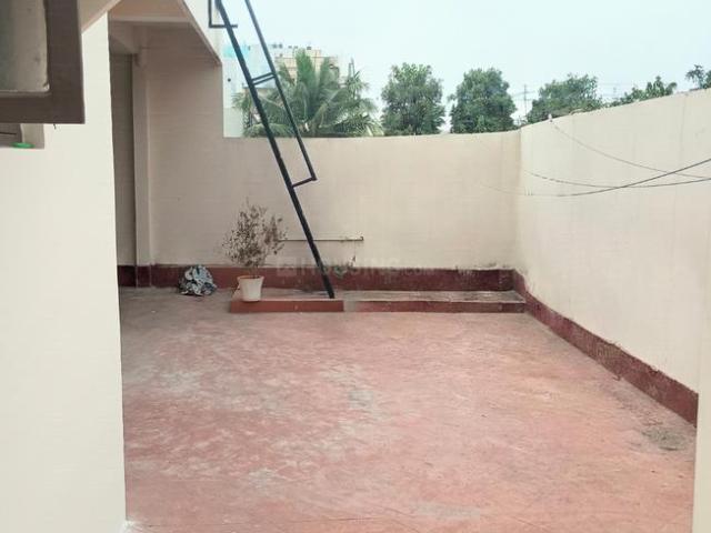 2 BHK Apartment in Banjara Hills for rent Hyderabad. The reference number is 21353617