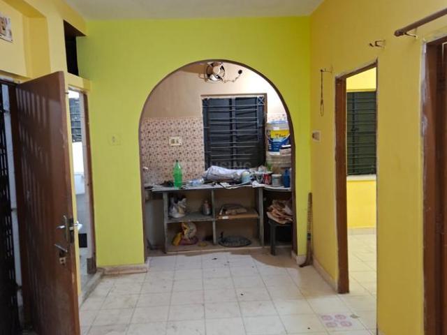 2 BHK Apartment in Bansdroni for rent Kolkata. The reference number is 19946169