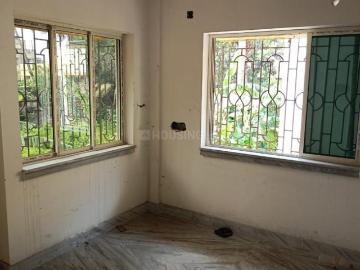 2 BHK Apartment in Bansdroni for resale Kolkata. The reference number is 19933488