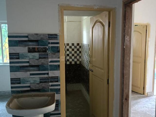 2 BHK Apartment in Bansdroni for resale Kolkata. The reference number is 20534101