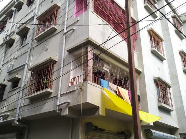 2 BHK Apartment in Barasat for resale Kolkata. The reference number is 10604434