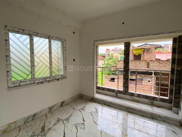 2 BHK Apartment in Barasat for resale Kolkata. The reference number is 20966075