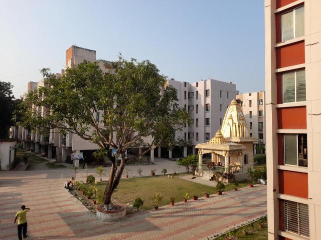 2 BHK Apartment in Barasat for resale Kolkata. The reference number is 8472011