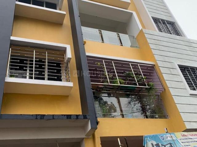 2 BHK Apartment in Barisha for resale Kolkata. The reference number is 21252747