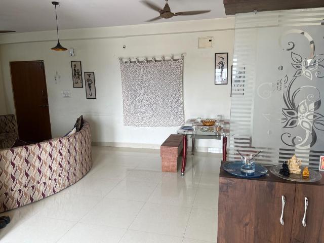 2 BHK Apartment in Beeramguda for rent Sangareddy. The reference number is 21040730