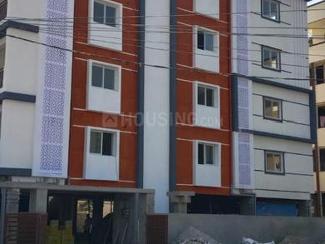 2 BHK Apartment in Beeramguda for resale Sangareddy. The reference number is 19815874