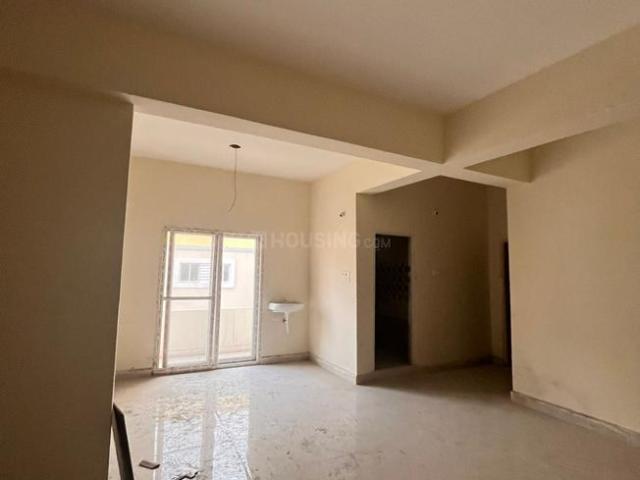 2 BHK Apartment in Beeramguda for resale Sangareddy. The reference number is 20579579