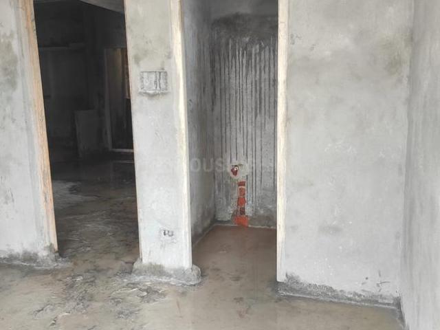 2 BHK Apartment in Beeramguda for resale Sangareddy. The reference number is 20262227