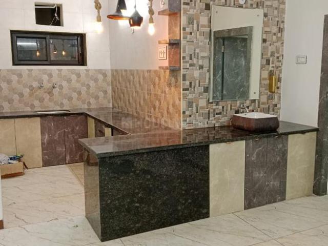 2 BHK Apartment in Begumpet for rent Hyderabad. The reference number is 20191624