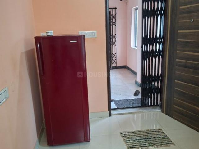 2 BHK Apartment in Behala for rent Kolkata. The reference number is 21066492
