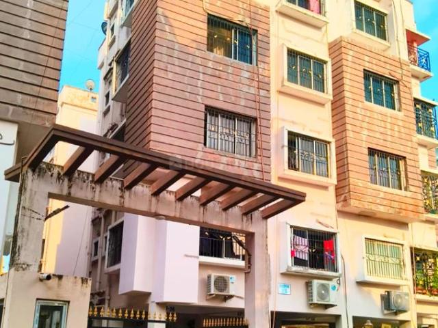 2 BHK Apartment in Behala for resale Kolkata. The reference number is 20582346